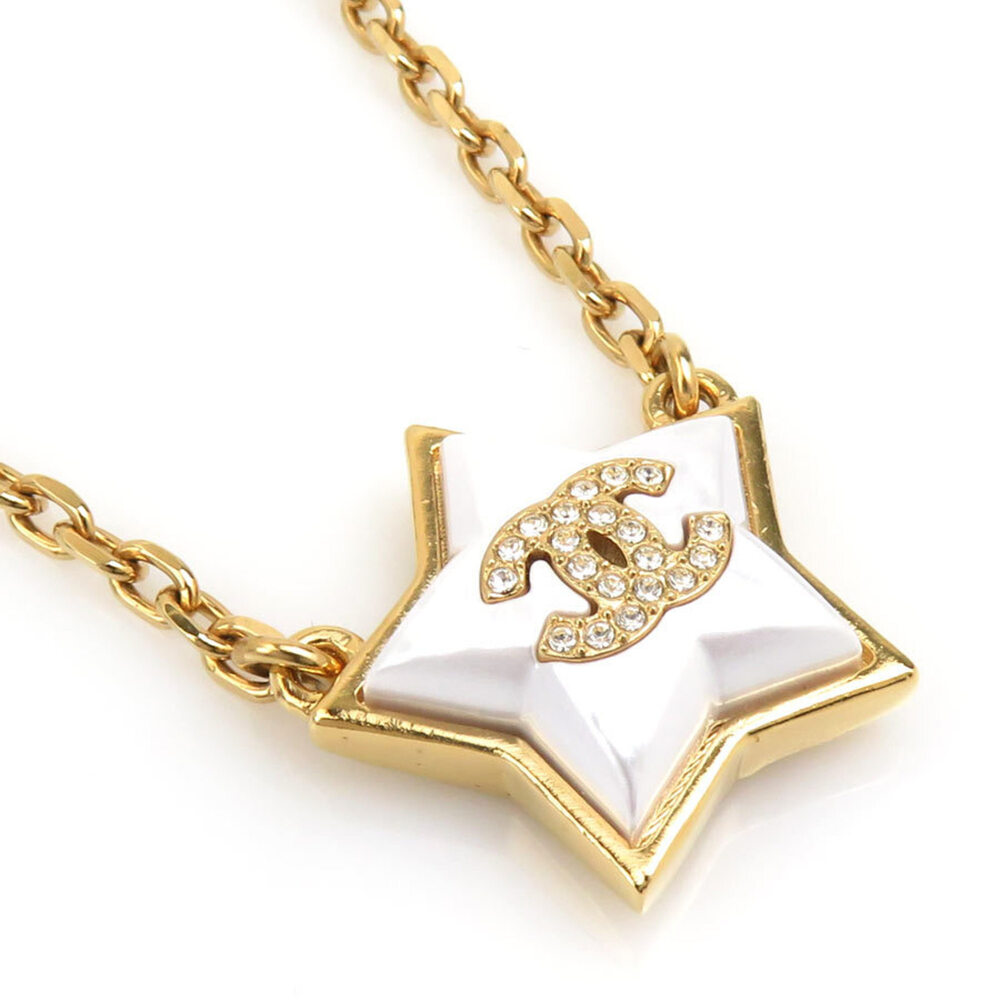 CHANEL Authentic White Necklace - Picture 1 of 5